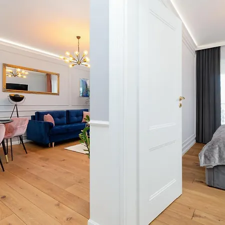 Osiedle Bajkowe Apartment By Renters דירה *