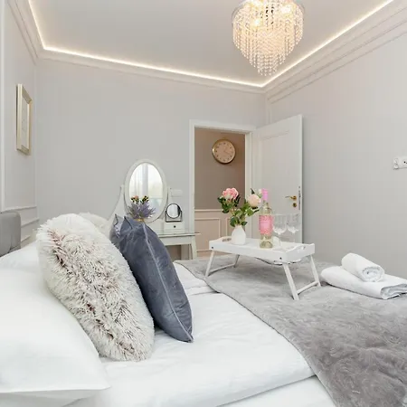דירה Osiedle Bajkowe Apartment By Renters *