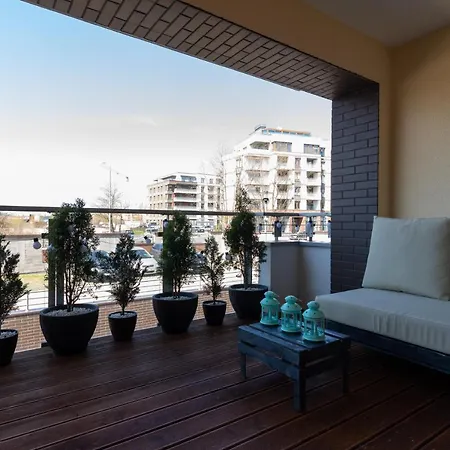 Osiedle Bajkowe Apartment By Renters דירה